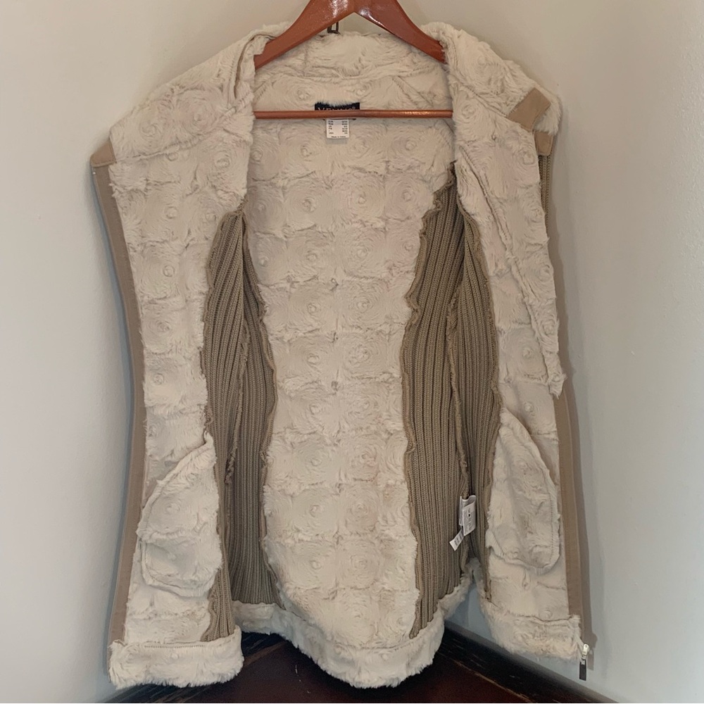 Venus Vegan Suede Sweater Jacket - Picture 10 of 13